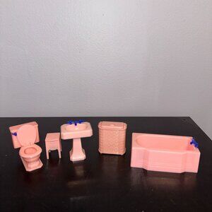 Vtg 40s Renwal Dollhouse Bathroom Furniture Pink Sink Hamper Toilet Tub 5 Pcs
